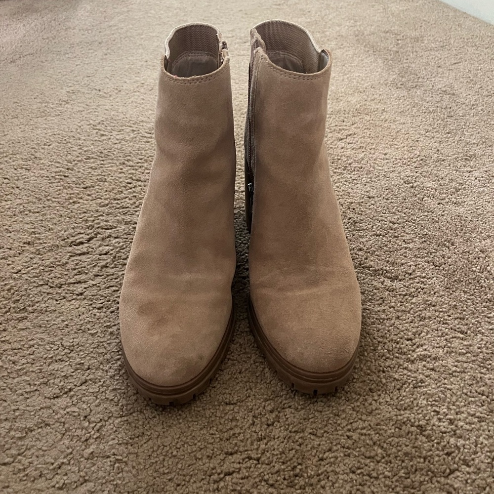 Vince Camuto Suede Tan Ankle Booties